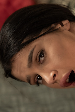 Asandra Swallowing Creamy Sperm