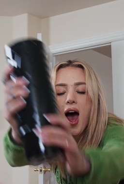 Ashlyn Angel Relaxing Havin Anal Sex