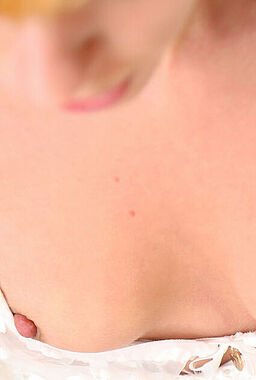 Nude Garden Views - Marta Gromova