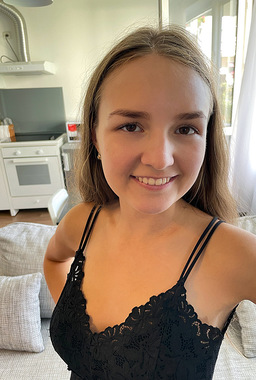 Virgin Teen Bellaria