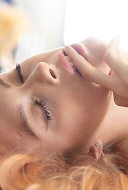 Naty Rubbing Her Tight Vagina