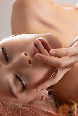 Naty Rubbing Her Tight Vagina