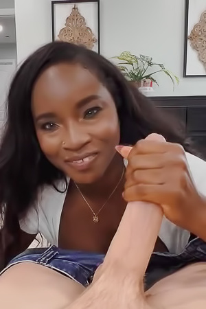 Naomi Foxxx In Curvy MILF Sharking Payback