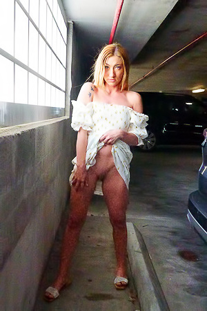 Bootylicious Milf Whitney