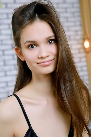 Slim Naked Teen Anastasia Bella