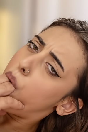 Throat Fuck With Lola Heart